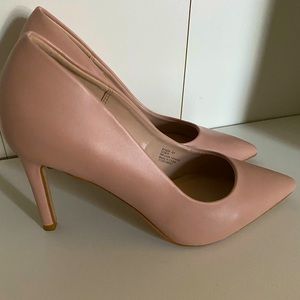 Rose Pink pumps